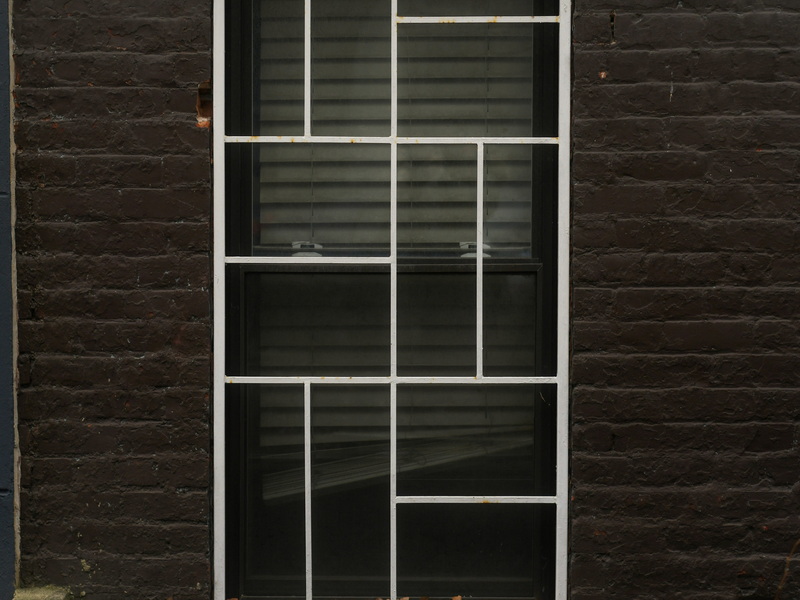 Are Aluminum Vertical Blinds Suitable for Large Windows