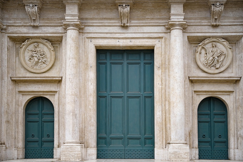 What Are The Maintenance Tips for Exterior Aluminum Doors?