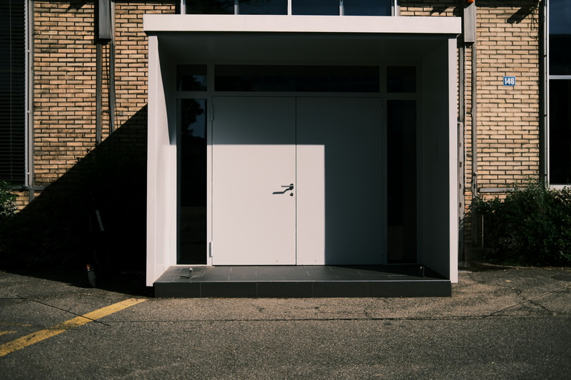 Commercial Aluminum Doors China