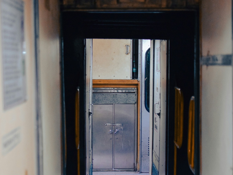 What&rsquo;s The Best Aluminum Door Sweep for Exterior Doors