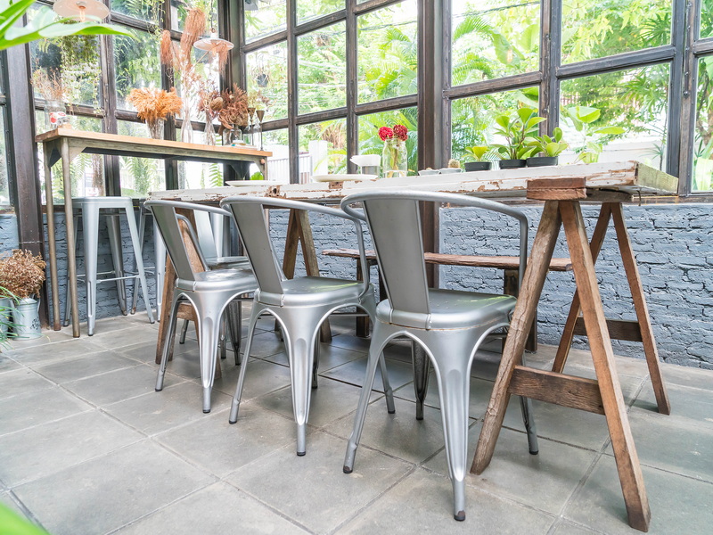 how to shine aluminum patio furniture