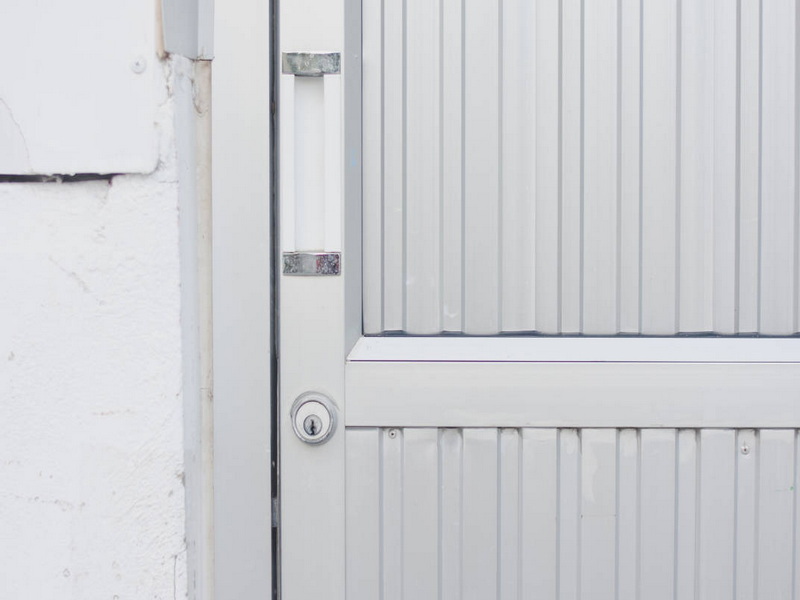 How To Install An Aluminum Dog Door in A Wall Or Door