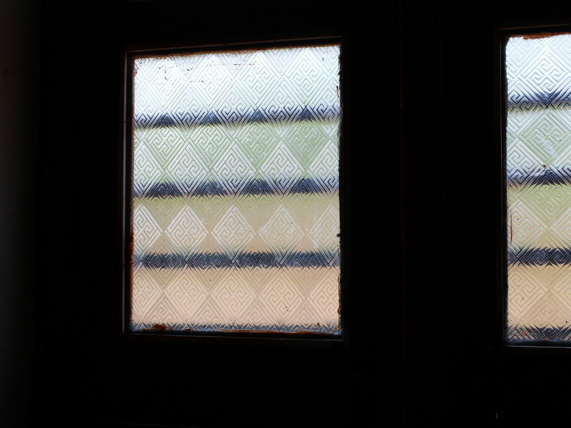 does aluminum foil on windows keep heat out_1