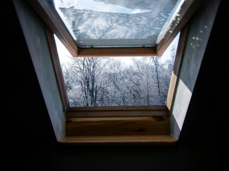 how to clean aluminum window tracks_3