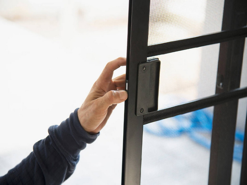 Are Aluminum Sliding Doors Easy To Maintain